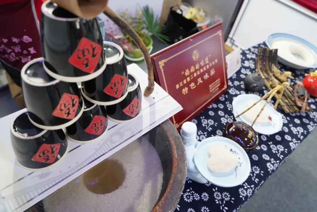 7cfe2745a98bf8e535bb31d5187084c.jpg 图片