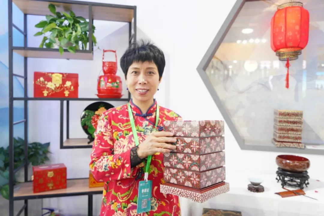 浦江大漆徐德蓝.jpg 图片