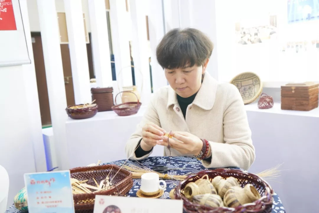 竹编傅闪闪.jpg 图片