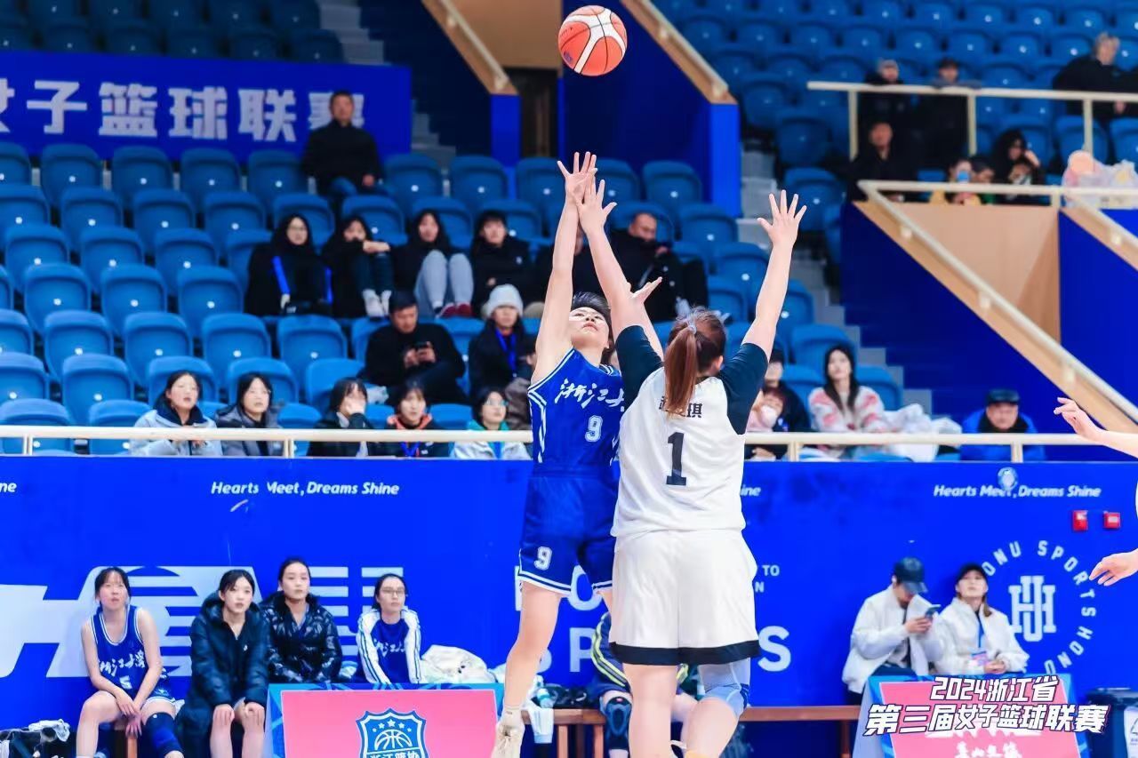 女篮第三届.jpg 女篮第三届.jpg